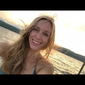 Meet your Posher, Marissa